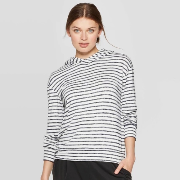 a new day Sweaters - Women's Striped Casual Fit Long Sleeve Hoodie